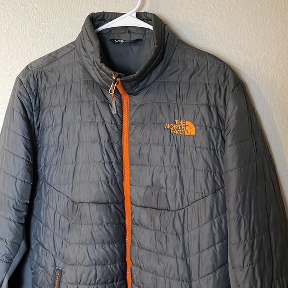 MENS North Face Jacket Size Medium - Picture 2 of 5